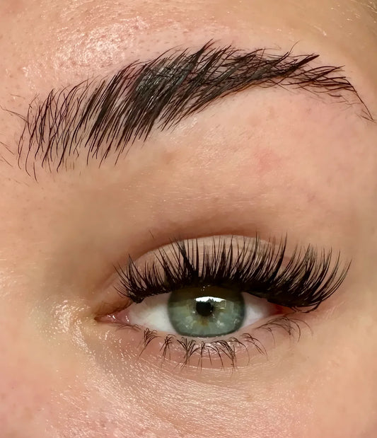 DIY Lashes - Queenie Brown // Fie Rose